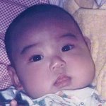 [군대] 정국이 <b>애기</b>때 사진이