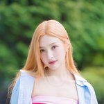 레드벨벳 크러쉬 조이, ‘<b>러시안</b>룰렛 이후 9년 만의 금발 염색’…‘여름...