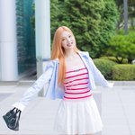 먹었네’…‘데뷔초 금발 풋사과 조이 컴백’ (<b>동물</b>농장 출근길) [HD포토]