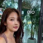 남지현, <b>압도</b>적 글래머 자신감인가 고충인가.."왜 더 가려야 할...