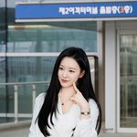 [한강로 <b>컷</b>] 김지원, 로마 향하며 또 한 번의 레전드 비주얼 갱신