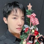 방탄 2022 <b>크리스마스</b> 기념 셀카 제이홉