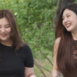 크러쉬 조이, 똑닮은 ‘붕어빵’ 미모의 여동생 공개…“딸 같아”