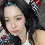 프나 백지헌, '여친짤' 레전드 경신...러블리 <b>미소</b>로 무더위 탈출