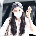 [댓글부탁해] [현장포토] "눈만 봐도, 예뻐"…한소희, 귀여운...