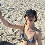 박규영, 상의만 빼꼼…해외 팬들 깜짝 놀란 과감 비키니[스한그램]