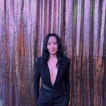 전도연, 가슴 훅 파인 <b>클리</b>비지룩..파격 섹시미 폭발