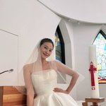 <b>유인영</b>, 김동완과 깜짝 결혼 비하인드‥러블리+섹시 웨딩드레스 자태