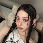 '<b>태민</b> 열애설' 부인 노제, 강렬한 메이크업+패션 '핫걸' 비주얼