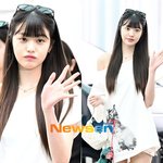 장원영 흘러내린 어깨에 심쿵, 선글라스+숏팬츠로 바캉스 모드 <b>ON</b>