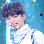 유강민 고딩때처럼 생긴 남<b>돌</b> 없음??