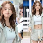 상큼한 <b>외모</b>에 '배 드러낸' 공항 패션…장원영과 다른 <b>추구</b><b>미</b> 어땠나...