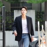 [현장포토] "멋짐을 입었어"…박보검, 출근길 런웨이
