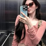 한소희, <b>아랫배</b> 문신 빼꼼…힙한 백설공주 느낌 [DA]