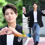 박보검 <b>헤어</b> 한 올까지 정성스레 ‘더 시즌즈’ 마지막 출근길 포착