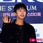 휴가서 함께 모래 <b>찜질</b> 하고 싶은 남자 트로트 가수[TEN차트]