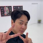 '9세 연하' <b>앤디</b>, 결혼하고 행복이 쪘나…통통한 모습으로 전시회...