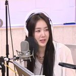 [댓글부탁해] 소유, 원조 '썸머퀸'다운 화끈함 "공공장소서 남친과...