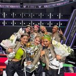 日 오사카 오죠 갱, '스우파3' 우승…트와이스 모모·천우희 포착