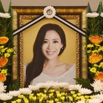 오늘(24일) 11주기…남편 "<b>변해</b>가는 내 모습에 미안해" 먹먹한...