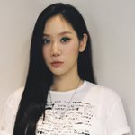 10kg 감량 소유, 성형설 <b>나올</b>만 하네‥투턱 없어진 매끈 라인