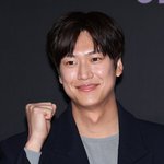 [댓글부탁해] [단독]<b>나인우</b>, '트웰브' 깜짝 특별출연…'K-히어로물'...