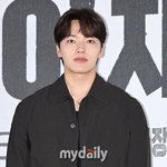 여진구, 야동 유포 <b>SNS</b> 팔로우 논란…계정주도 박제 "잘못 누른...