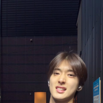 이얼굴에 모솔인게 말이 되나