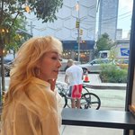 <b>박해미</b>, 62세 안 믿기네…'파격 금발' 사브리나 카펜터 닮은 꼴...