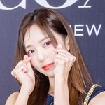 [드루와] [현장포토] "아침부터 러블리"...<b>채수빈</b>, 하트...