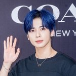 [현장포토] "두근두근, 설렘"...태현, <b>판타지</b> 비주얼