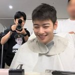 머리 자른 차은우, <b>입대</b> 4일 앞두고 찾아간 곳은 '걸그룹 출신'...