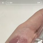 [이것좀봐줘] 이거랑 비슷한색 틴트 있어??