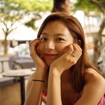 '<b>배용준</b>' 박수진, 韓 근황 들썩..딸 함께한 하와이 목격담까지...