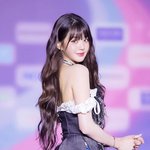 장원영 오늘 블루카펫 사진 모음