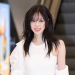 [현장포토] "백화점이 <b>들썩</b>"…윈터, 천상계 미모