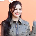 레드벨벳 크러쉬 조이, <b>내달</b> 18일 첫 솔로 미니앨범…데뷔 11년...