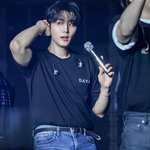 제가 팔뚝 좋아하는 사람처럼 보이시나요