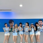 의상, “시축에 안맞아”vs“예쁘기만” 갑론을박..직접 <b>리폼</b> 제안