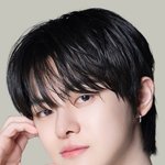 근데 이리오 진짜 <b>최연준</b> 닮았다...