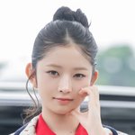 [현장포토] "깜찍열매 과다<b>섭취</b>"...레이, 러블리 체리걸