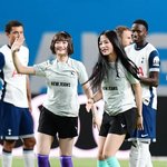 뉴진스팬들은 왜 맨날 뭐터지면 자기돌 올려<b>치기</b>를