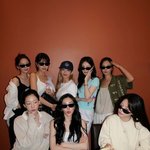 <b>SM</b> 떠난 써니까지, 소녀시대 완전체 모였다…"우정 영원해"...