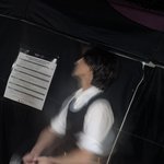 “<b>흐릿</b>한 순간, 또렷한 온기”…최정훈, 여름 밤 열기→무대 뒤 설렘