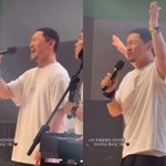 목사 행사서 공연.."단순 신앙심"<b>vs</b>"실망이다" 갑론을박