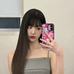 장원영, 시그니처 '러블리 <b>윙크</b>'… "인형 미모에 반하겠네"...