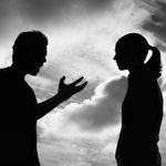 "결혼 앞둔 배우 전남친, 돈 주며 입막음" 폭로에…이민우 '불똥'