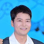 '공개연애 2번' 전현무, 前여친 저격?…"호구 스타일, 옷·가방...