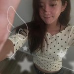 비워둘 때 그리움이”…<b>우주</b>소녀 엑시, 맑은 미소 <b>속</b> 여름 휴식→투명한...