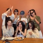 '18주년' 소녀시대, 20주년에 완전체 뭉치나…"소중한 시기...